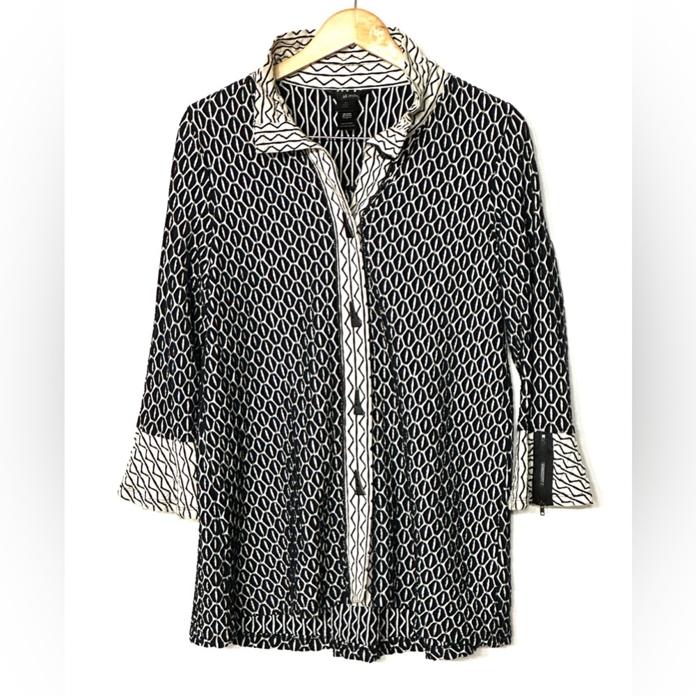 Ali Miles Geometric Black and White‎ Jacket